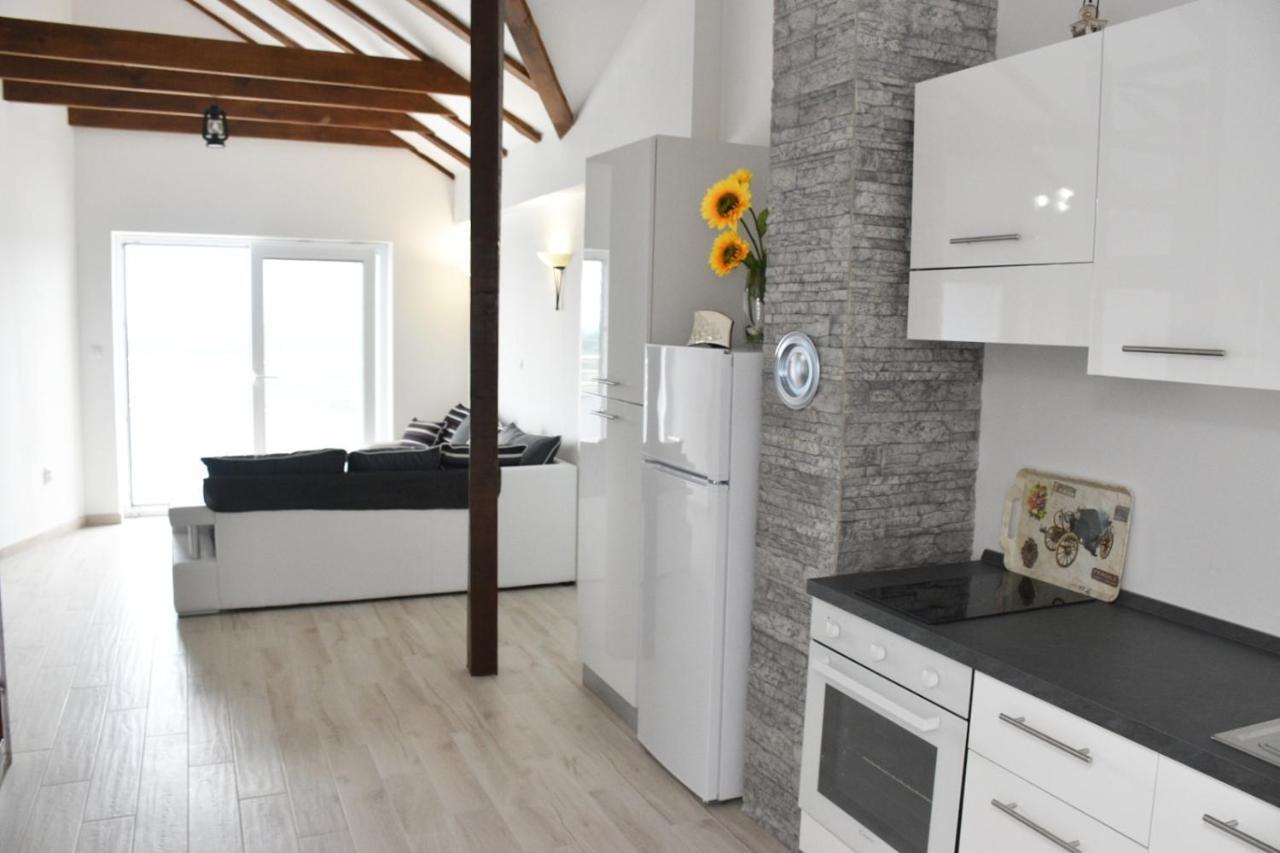 Apartmani Niko ザダル エクステリア 写真