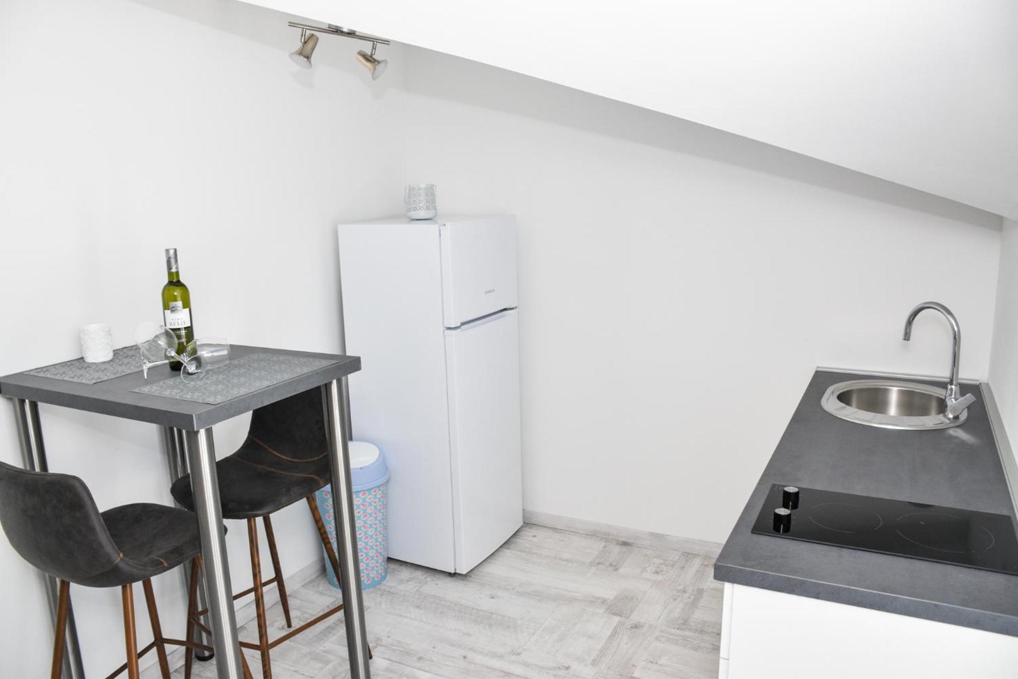 Apartmani Niko ザダル エクステリア 写真
