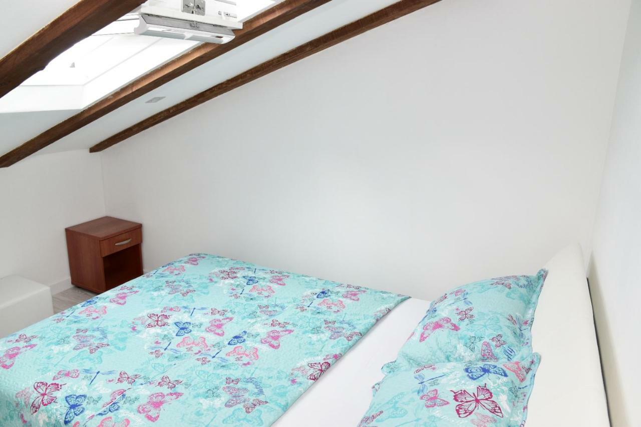 Apartmani Niko ザダル エクステリア 写真